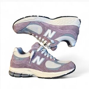 New Balance Light Gray and Cream Sneaker Interior (U2002RRB)